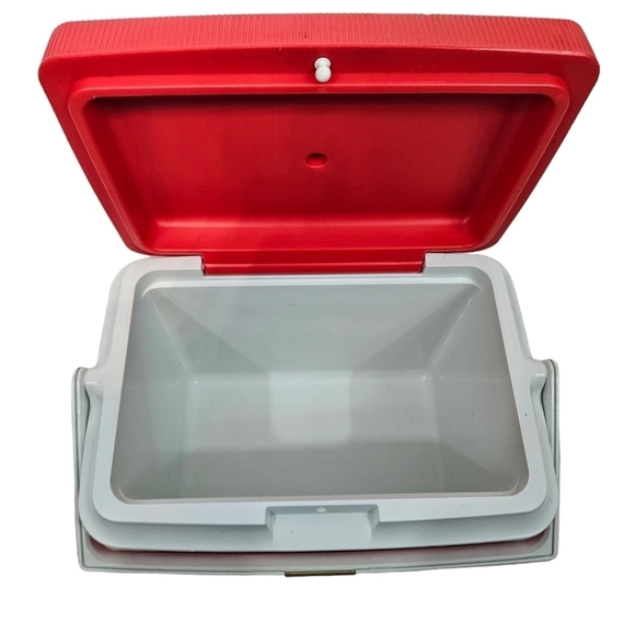 Vintage Gott 8 Quart Red & White Cooler Lunch Box Ice Chest Personal Cooler - Picture 4 of 10